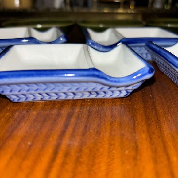 Soy/dipping sauce Ramekins (7 total) - Picture 3 of 4